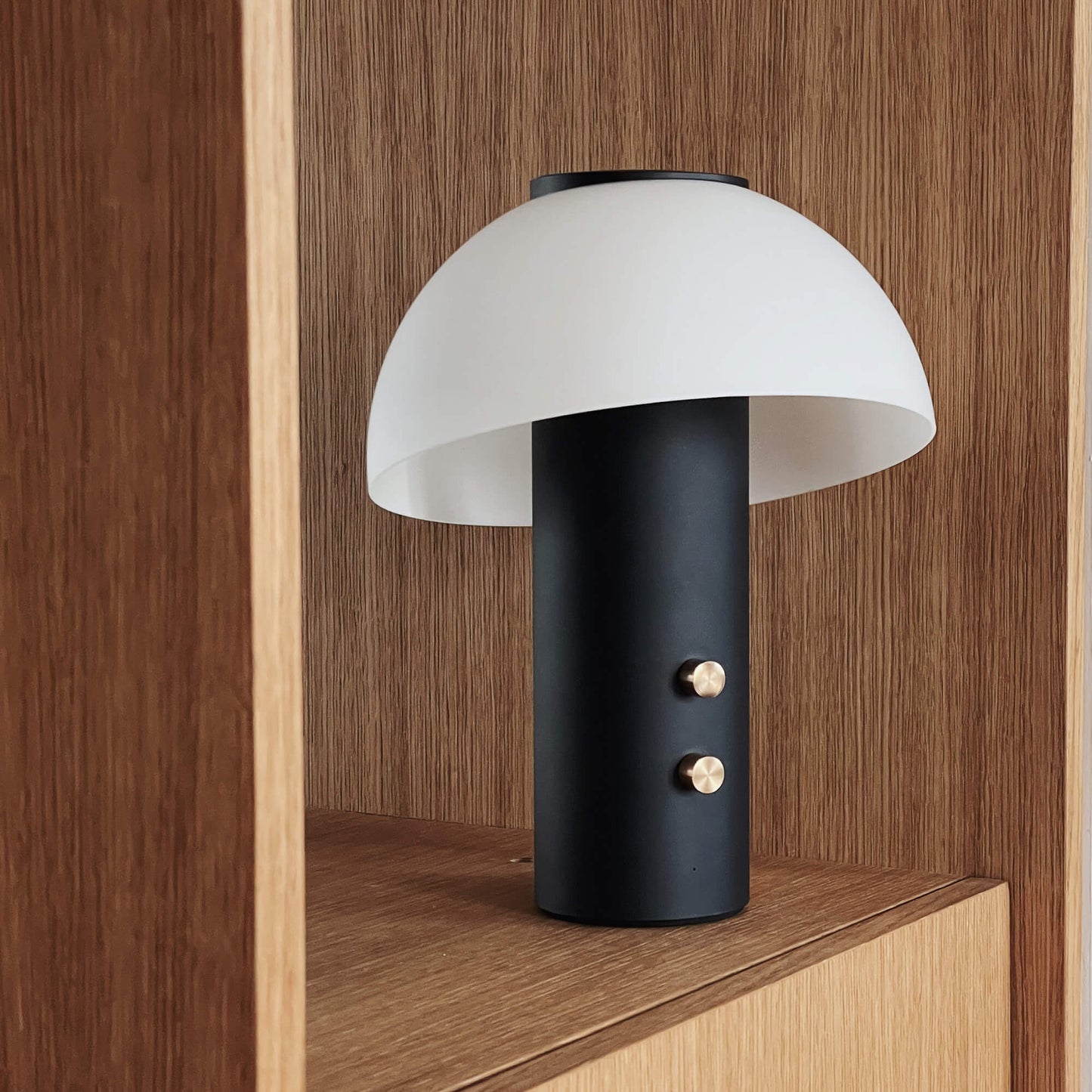 Jaune Studio Piccolo table light with built in speaker