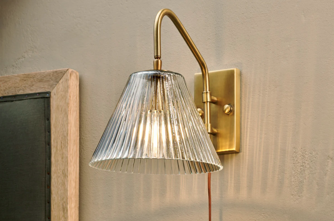 Nkuku Akoli Glass Wall Lamp - Clear & Antique Brass