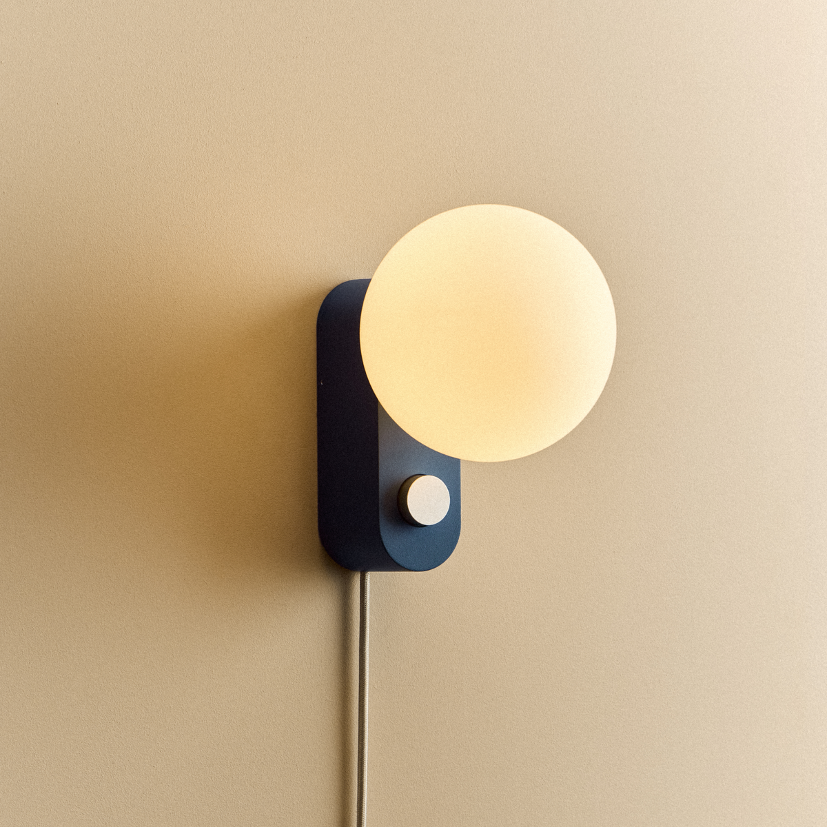 Tala Alumina Multi-Use Lamp in Sapphire