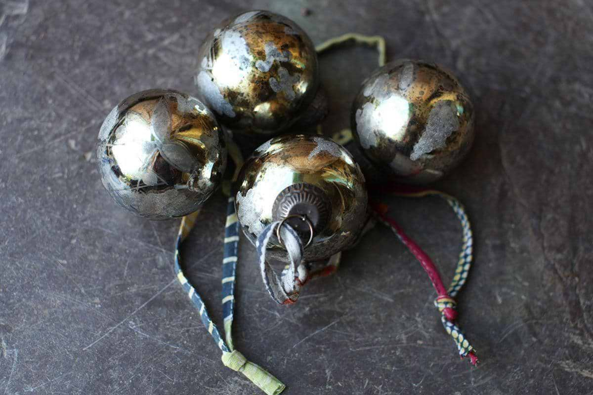 Nkuku - Antique Gold Baubles (Set of 4)