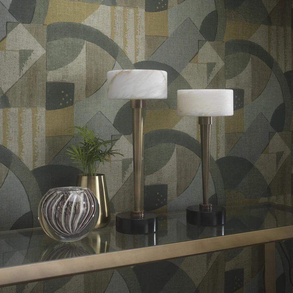 Northern Light - Colven Table Lamp Medium - Old English Brass Light Finish - White Alabaster (Ø180 mm) Shade