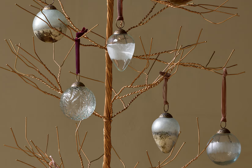 Nkuku - Charida Base Wire Tree - Brass - Extra Large