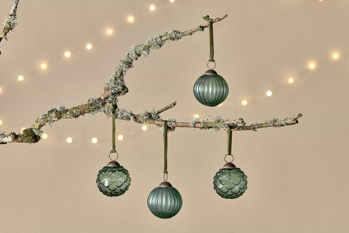 Nkuku - Hara Baubles - (Set of 4)