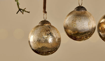 Nkuku Konara Baubles - Gold Crackle (Set of 4)