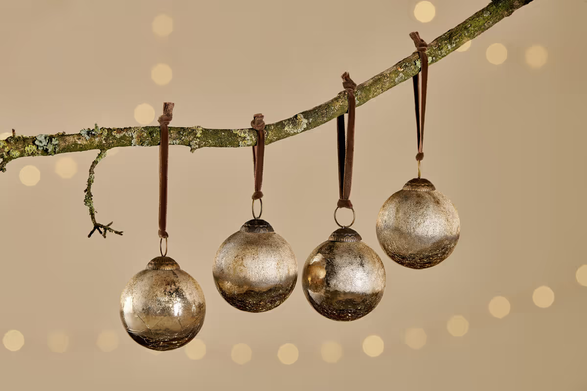 Nkuku - Konara Baubles - Gold Crackle (Set of 4)