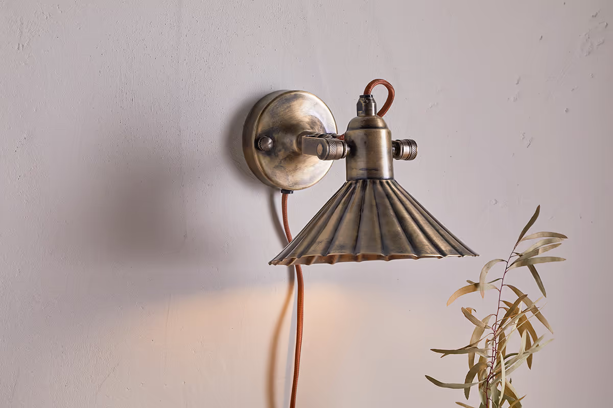 Nkuku - Moti Wall Lamp - Antique Brass