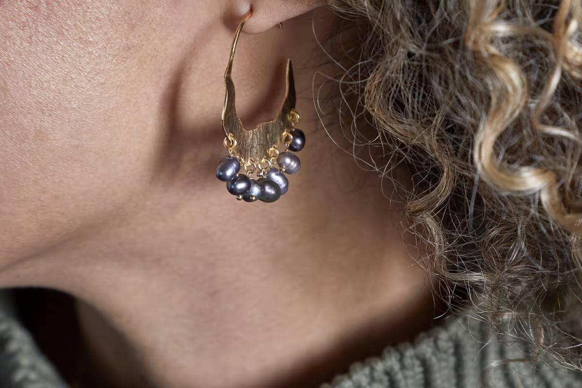 Nkuku - Parahu Grey Pearl Earrings - Gold