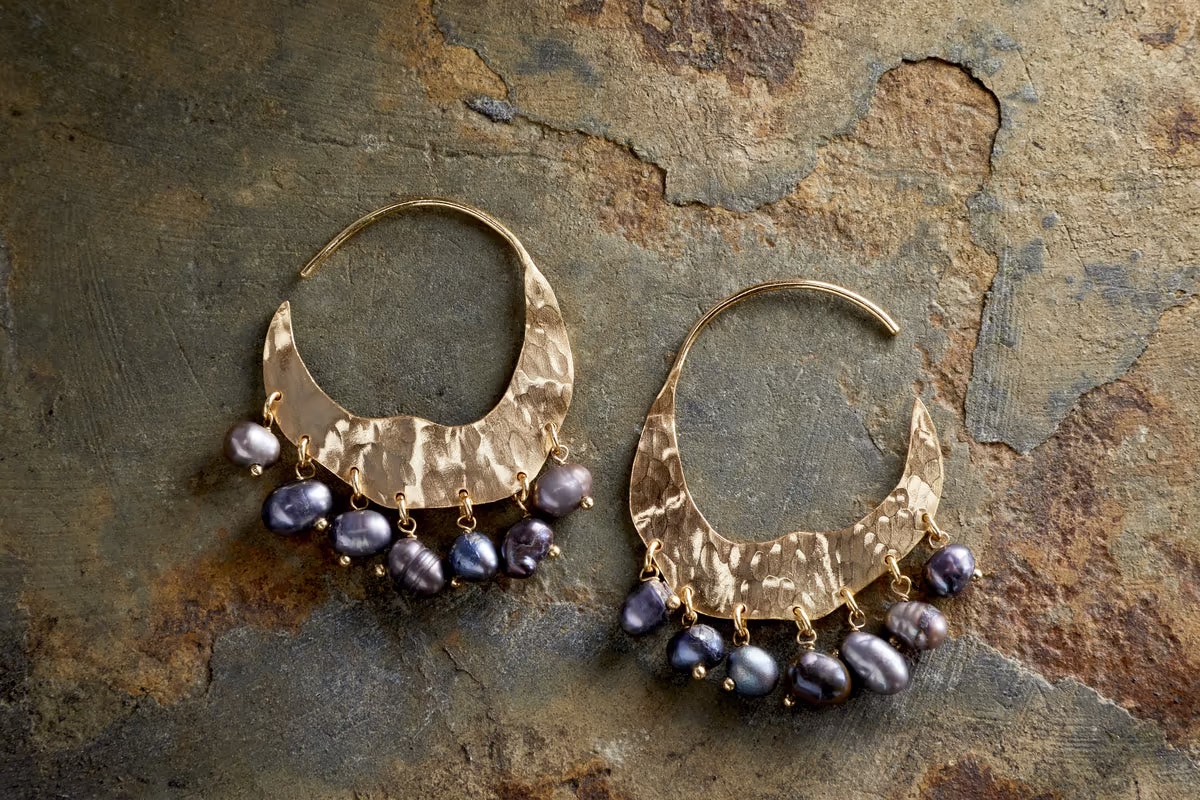 Nkuku - Parahu Grey Pearl Earrings - Gold