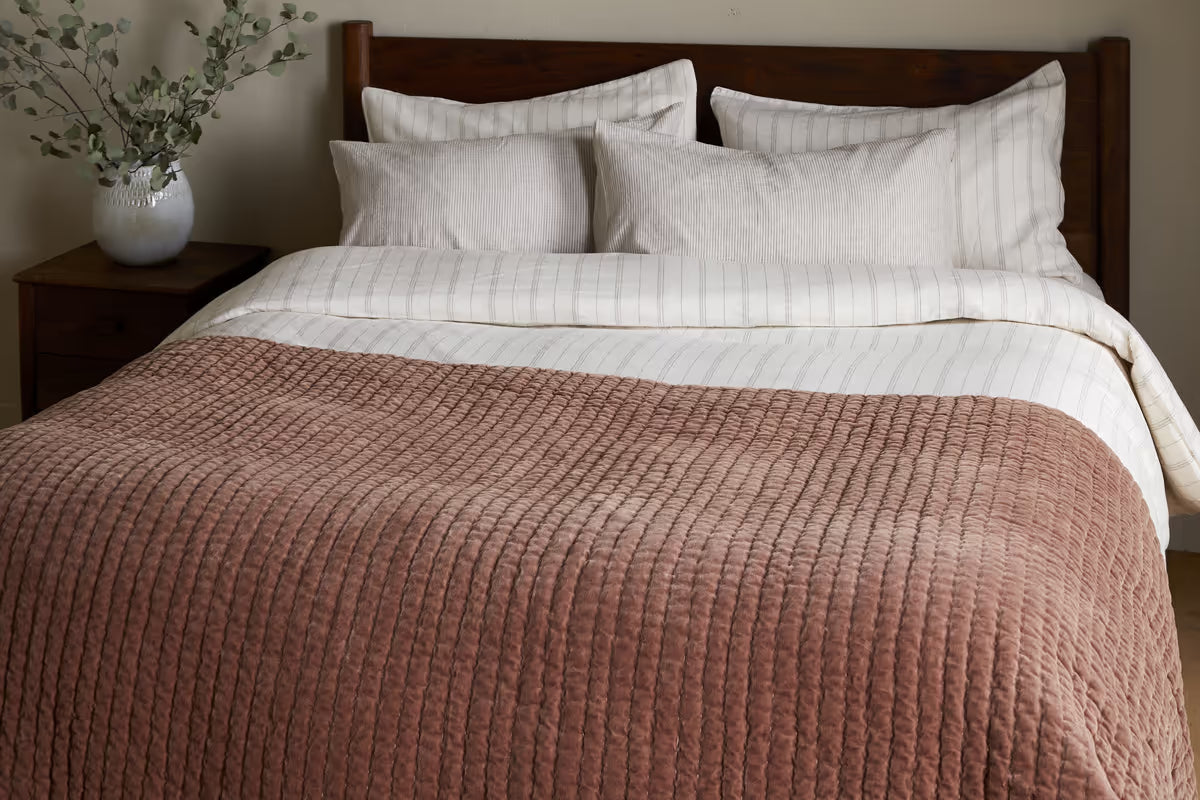 Nkuku - Nidra Velvet & Linen Bed Quilt - Rust