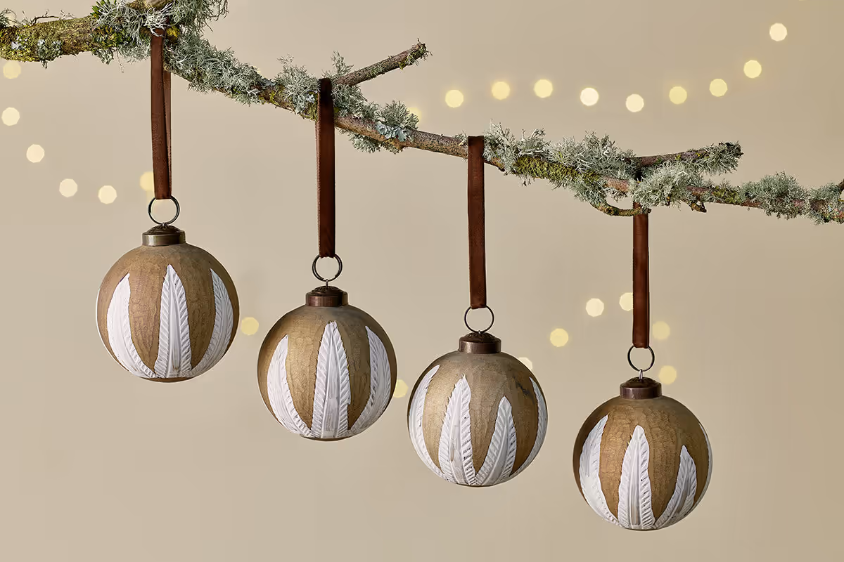 Nkuku - Nori Baubles - Gold & Cream (Set of 4)