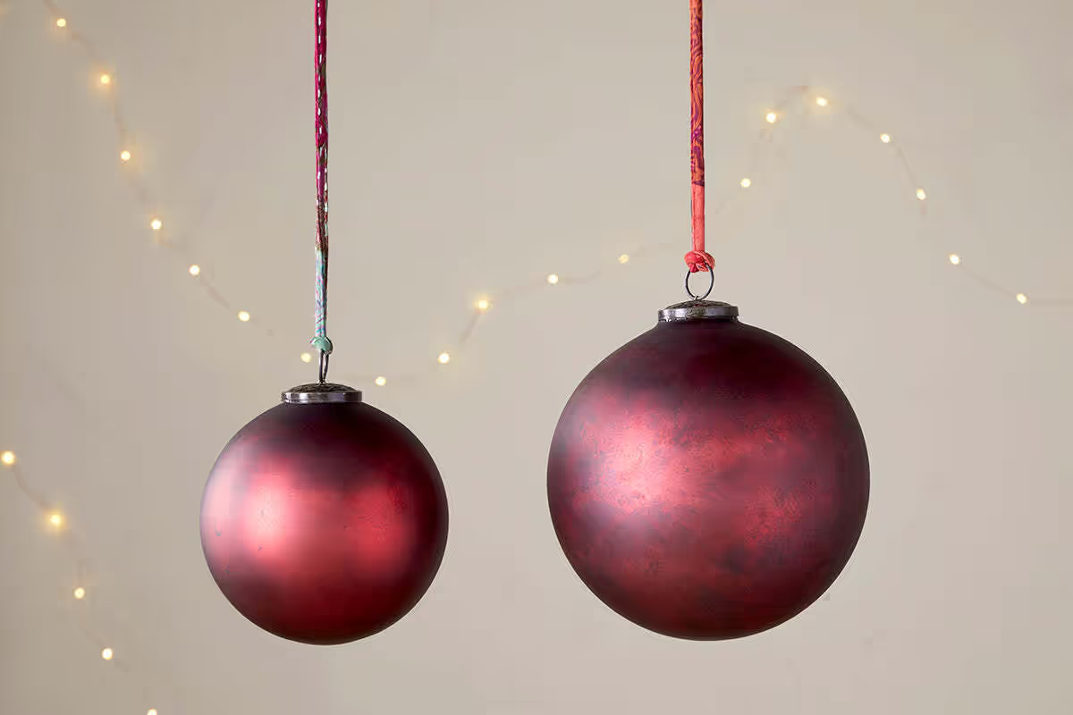 Nkuku - Oko Giant Bauble - Matt Bordeaux - Small