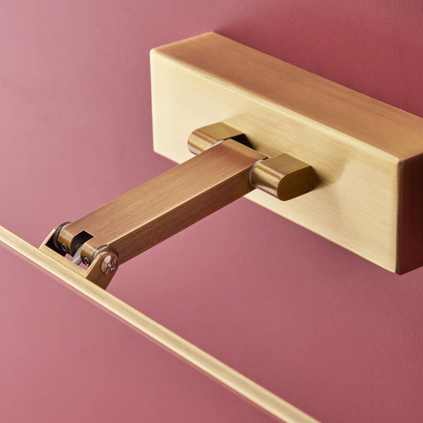 Pooky - Pelton Picture Light - Larger - Brass