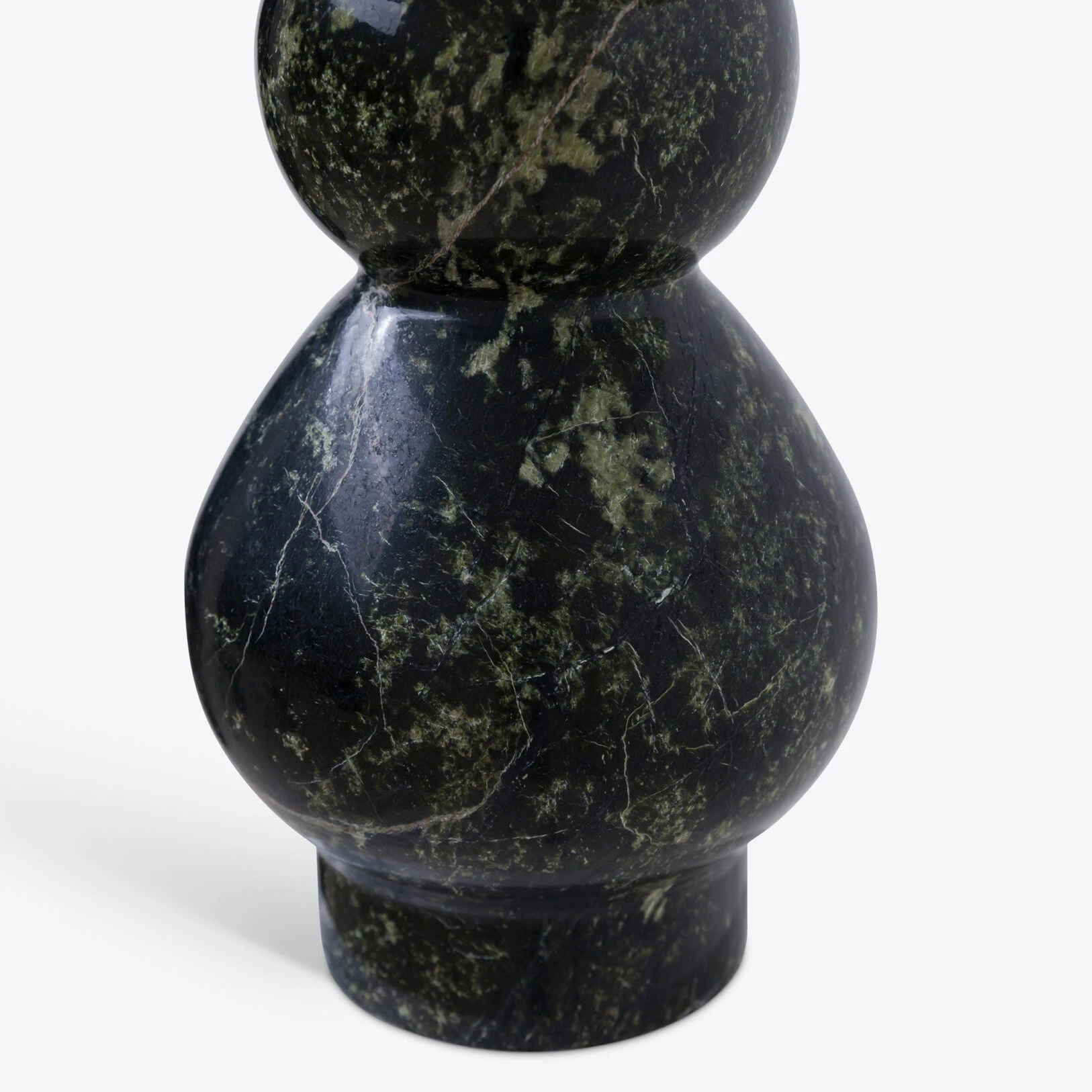 Pure White Lines - Yuki Table Lamp - Green