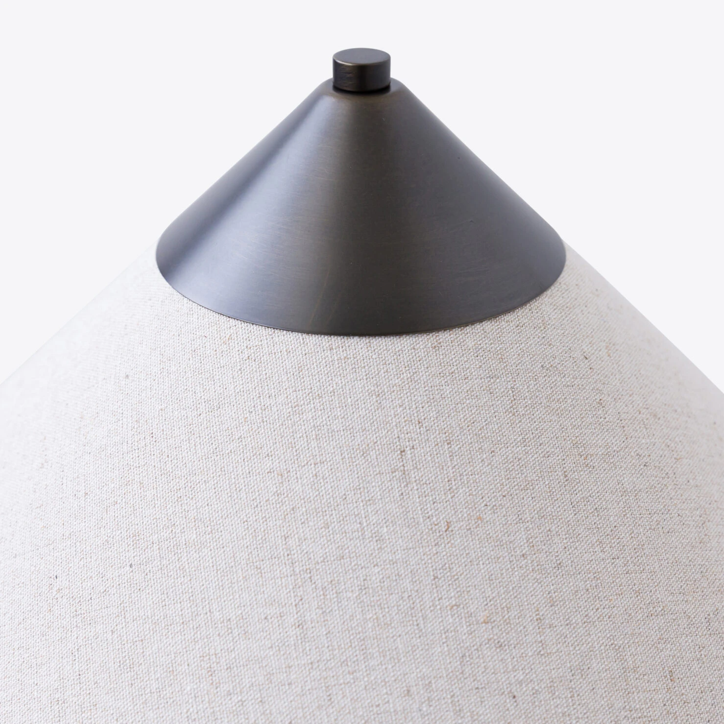 Pure White Lines - Yuki Table Lamp - Beige