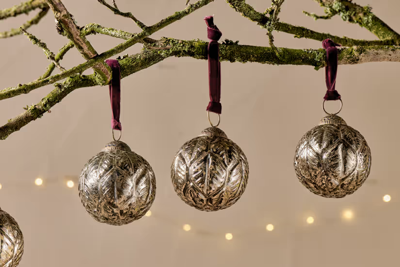 Nkuku - Patta Baubles - Antique Gold - (Set of 4)