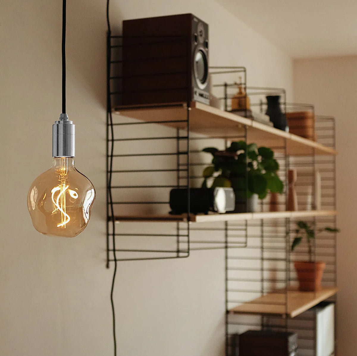 Tala Voronoi I Plug-In Pendant in Stainless Steel