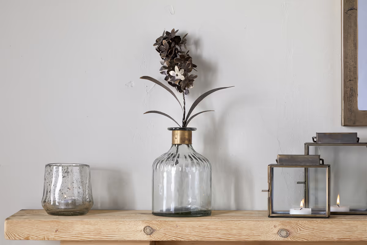 Nkuku - Svara Stem Hyacinth - Antique Brass