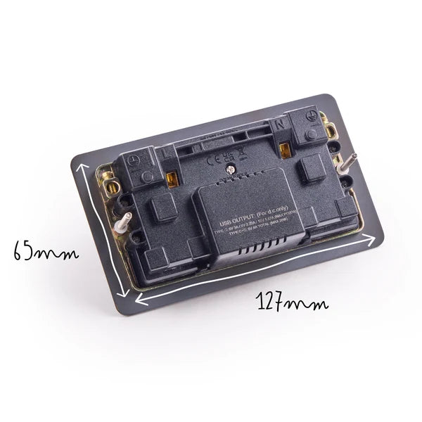 Pooky - Lucian Double Socket with USB Type C and Black Inserts - Aged Brass