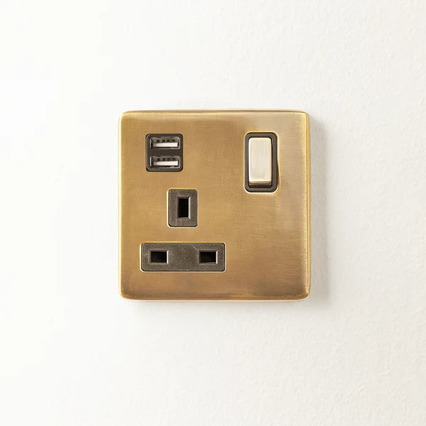 Pooky - Florence One Gang Switched SP Socket And Dual USB Outlet - Brass