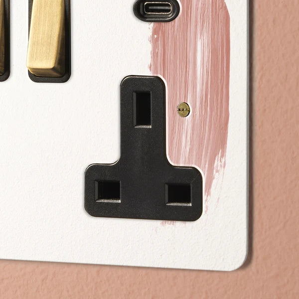 Pooky - Lucian Double Socket With USB Type A & C and Black Inserts - Paintable Finish