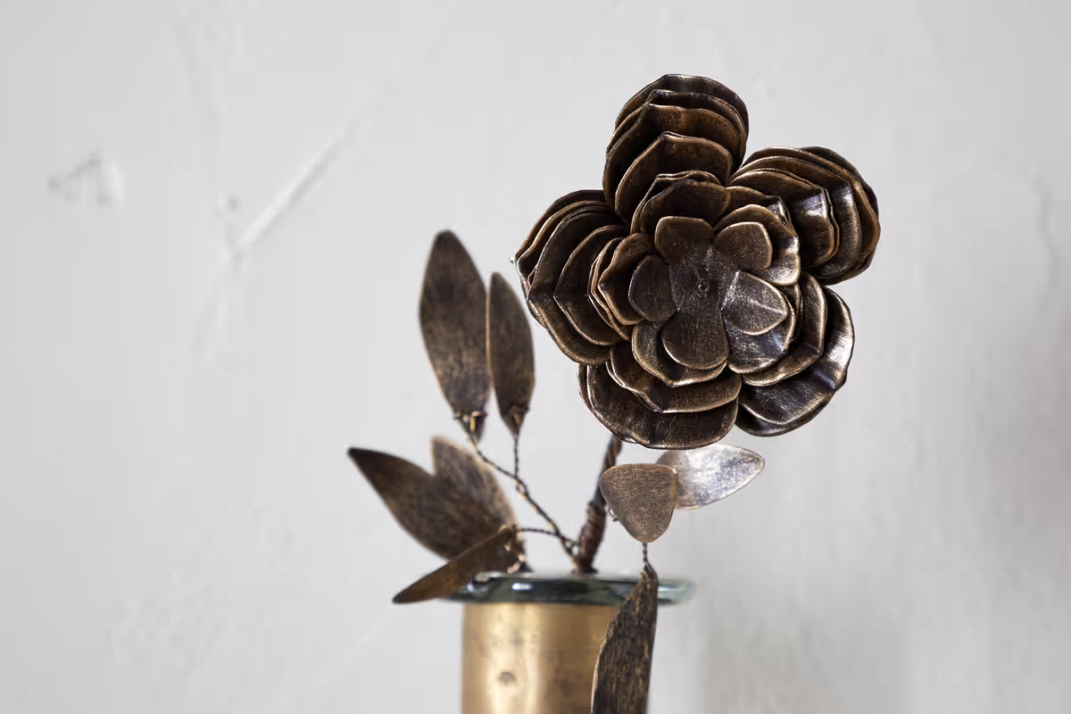 Nkuku - Svara Stem Rose - Antique Brass