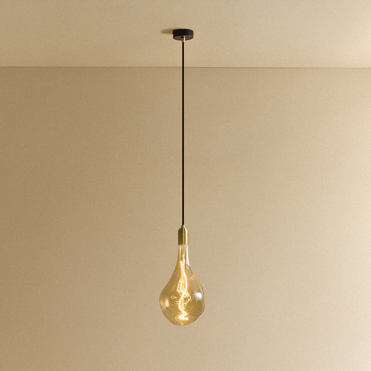 Tala Voronoi III Pendant Light in Brass