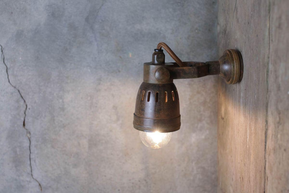 Nkuku - Tabosa Brass Wall Spotlight - Rust