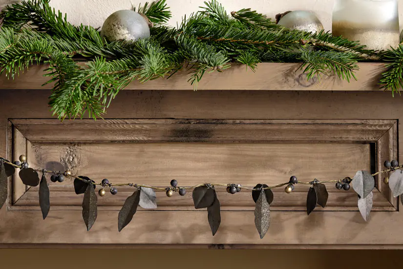 Nkuku - Tula Garland