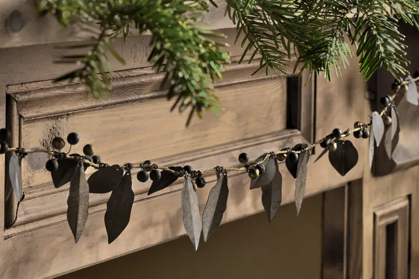 Nkuku - Tula Garland