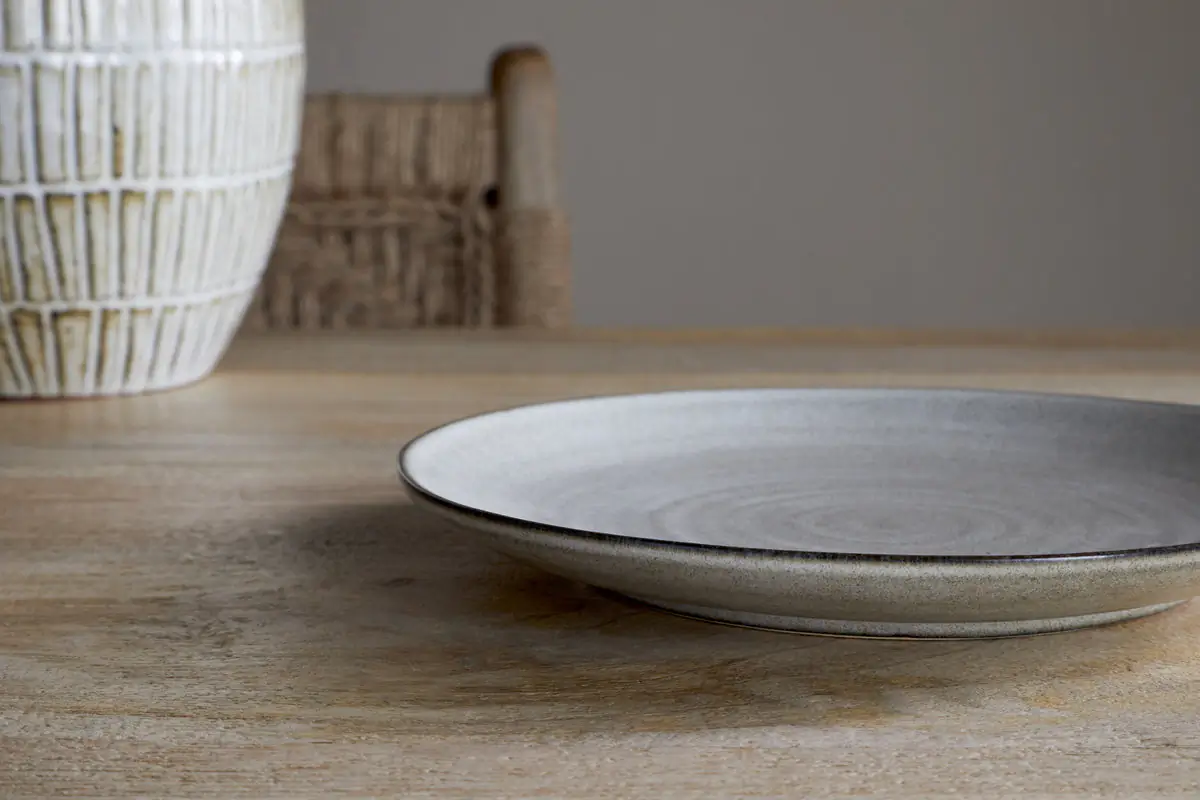 Nkuku - Valinha Earthenware Side Plate - Grey