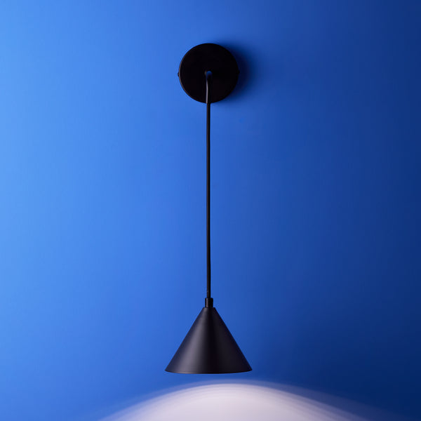 Pooky - Sway Wall Light - Black
