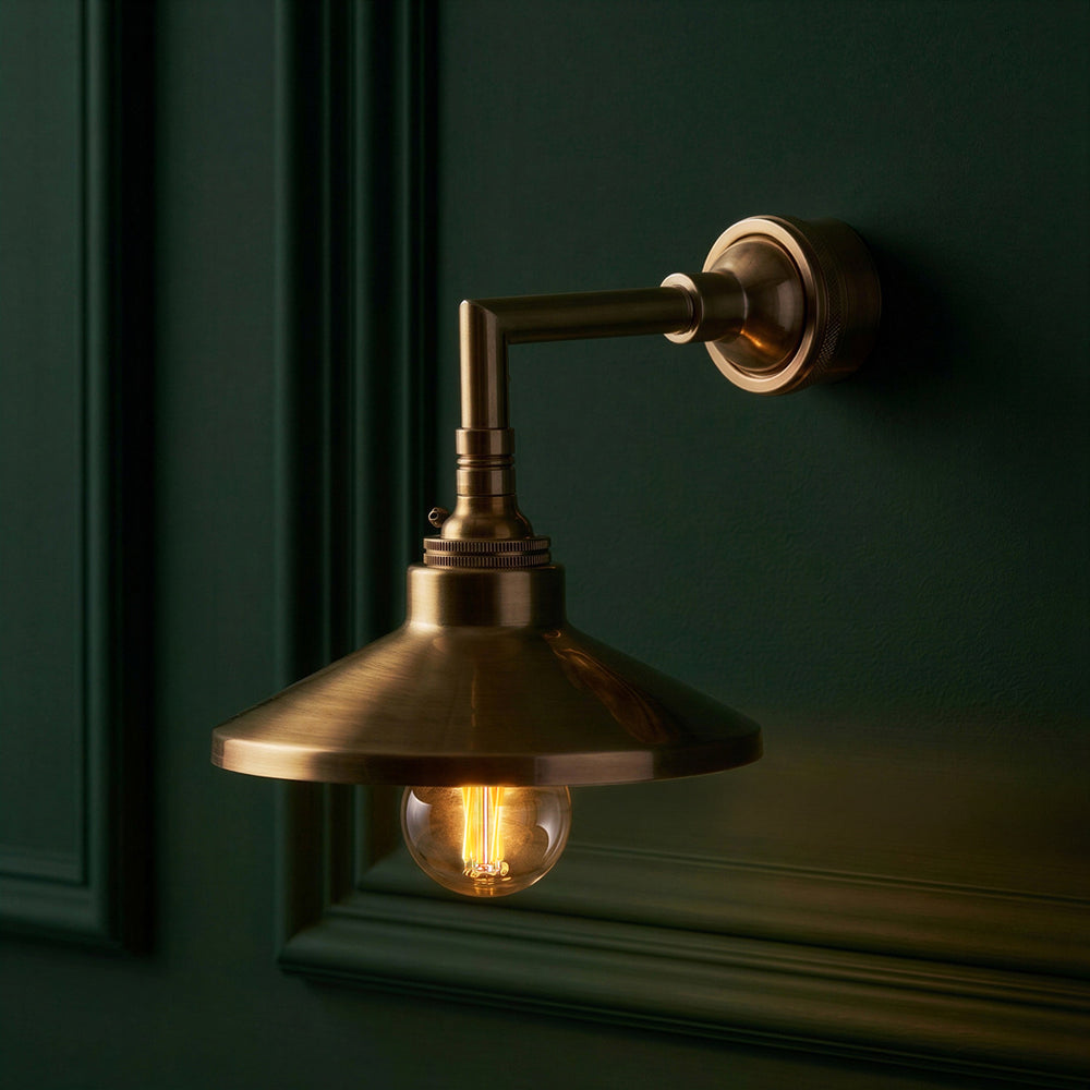 Pooky - Whizzlet Wall Light - Brass