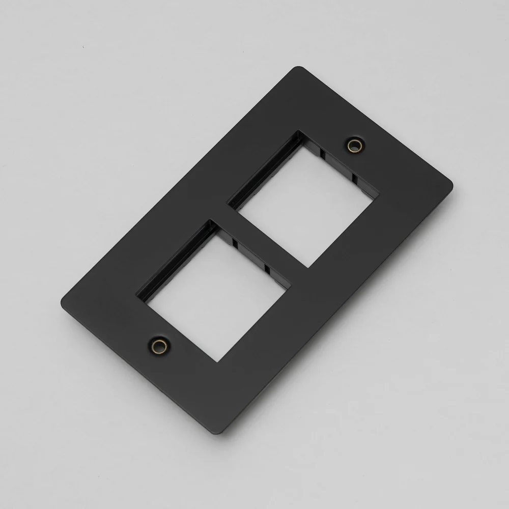 Buster & Punch - 2G Wall Plate For 2 Modules 45mm - Black Finish