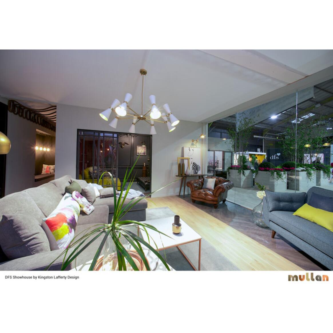 Mullan Cairo Mid-Century Chandelier Eight-Arm - Powder-Coated White / Polished Brass Finish