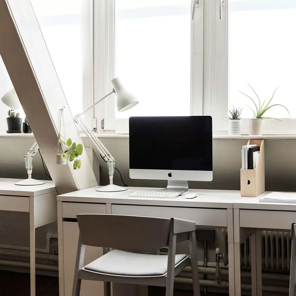 Anglepoise Light - Type 75 Desk Lamp Alpine White - Alpine White Finish - Aluminium Shade