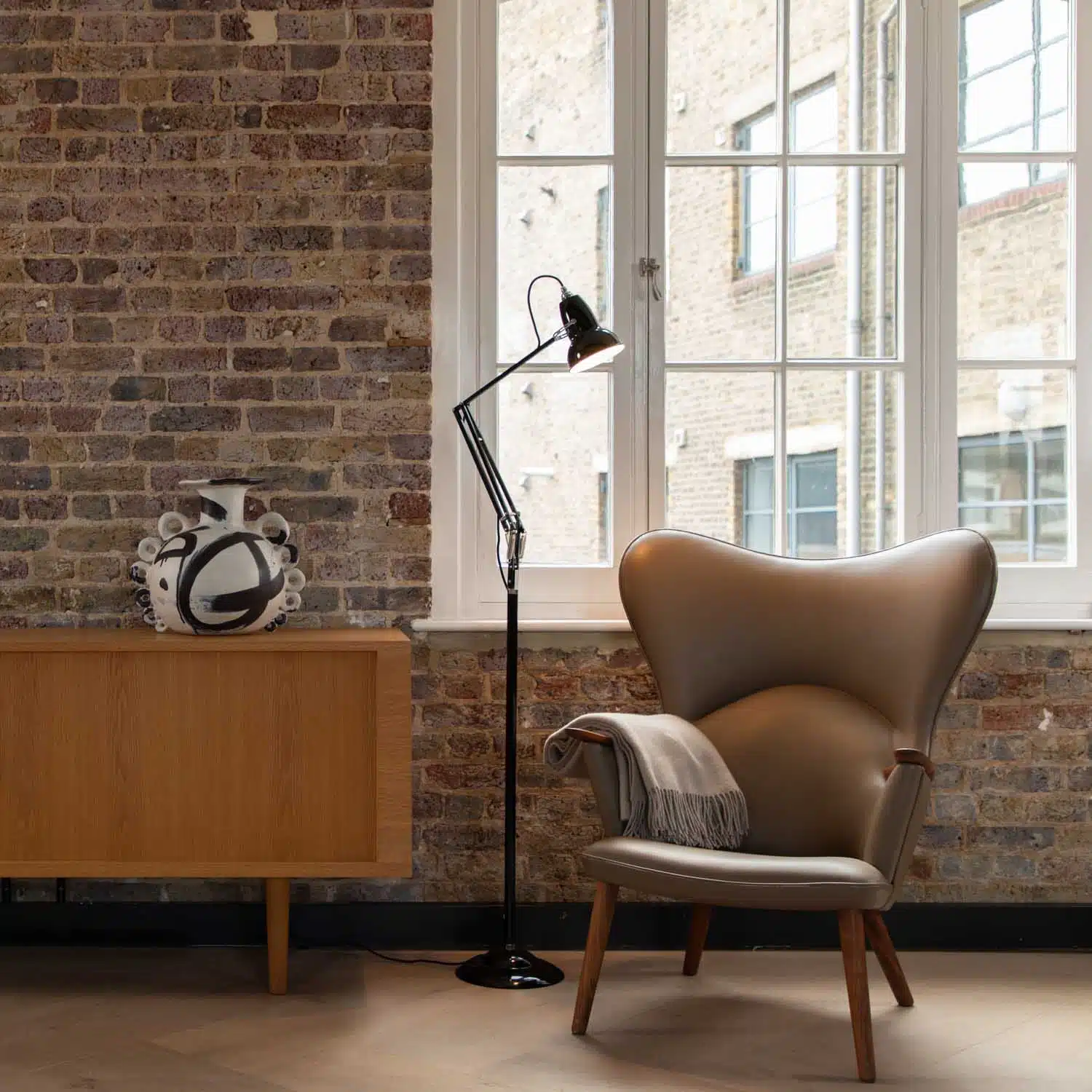 Anglepoise Light - Original 1227 Floor Lamp Jet Black - Jet Black Finish - Aluminium Shade