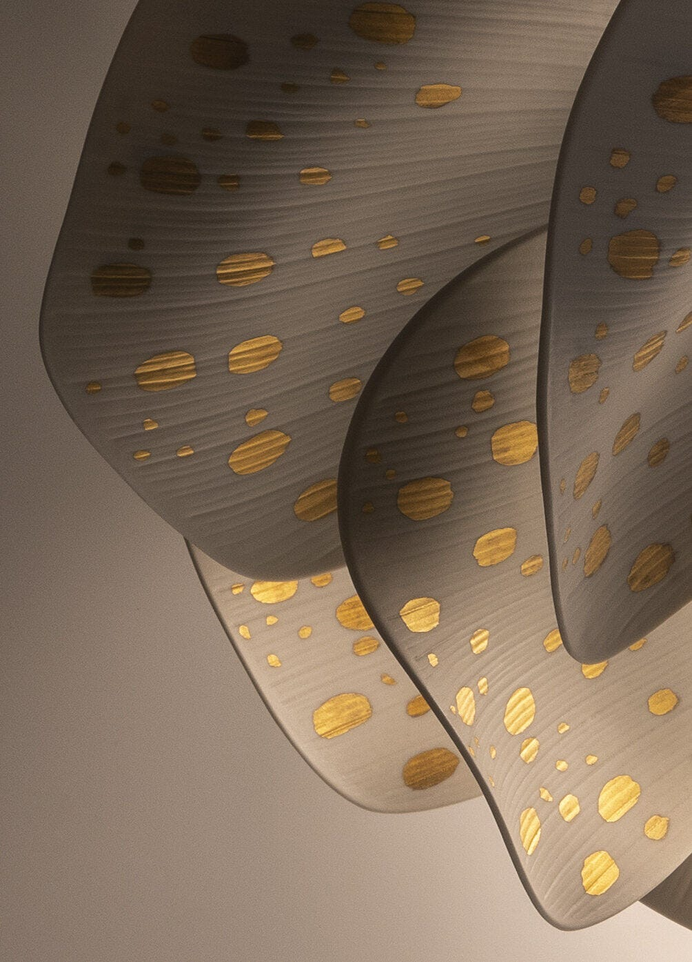 Lladró - Nightbloom Table Lamp - Golden Luster