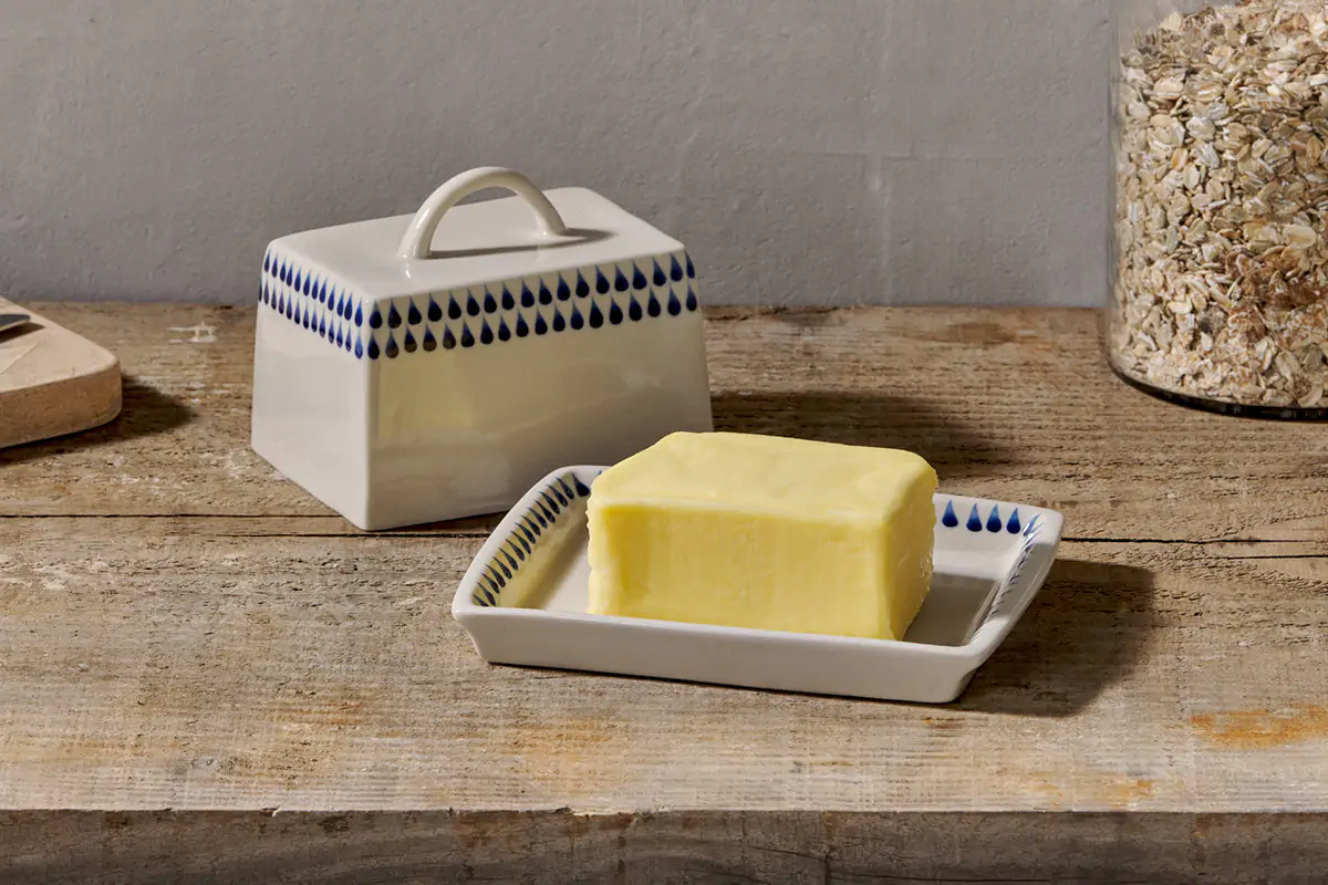 Nkuku - Indigo Drop Butter Dish - Cream & Indigo