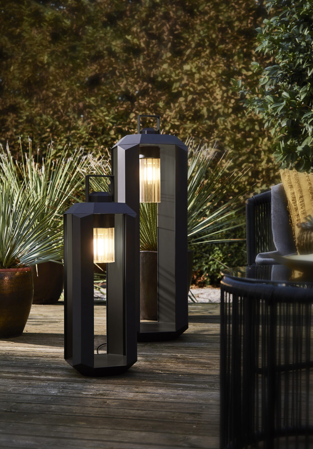 Contardi Cube Wired Lantern Small - Dark Bronze Frame - Transparent Striped Plexiglass Diffuser
