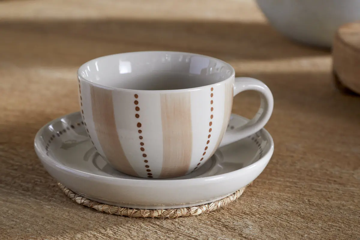 Nkuku - Patthar Cup & Saucer - Cream & Clay