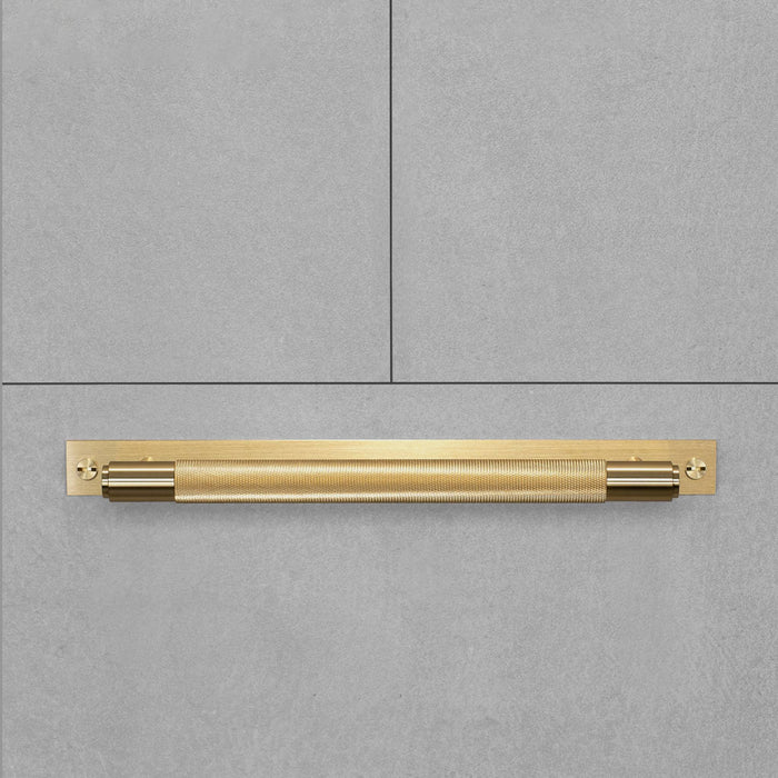 Buster & Punch - Pull Bar Cross - Plate - Brass - Large