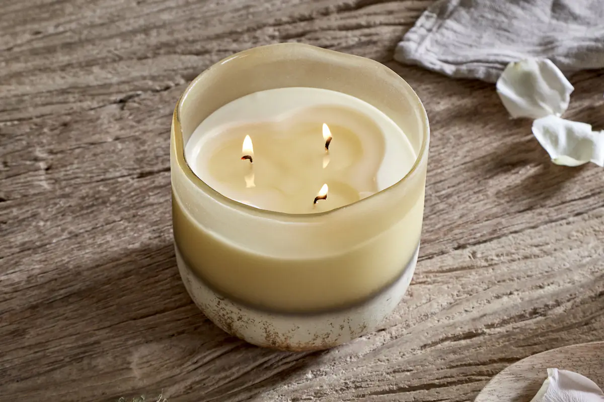 Nkuku - Oakmoss & Rose 3 Wick Scented Candle - Yellow