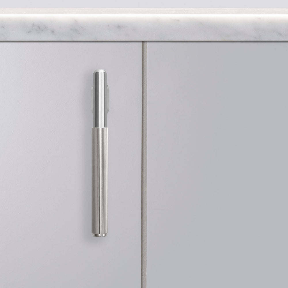 Buster & Punch - L-Bar Linear - Steel