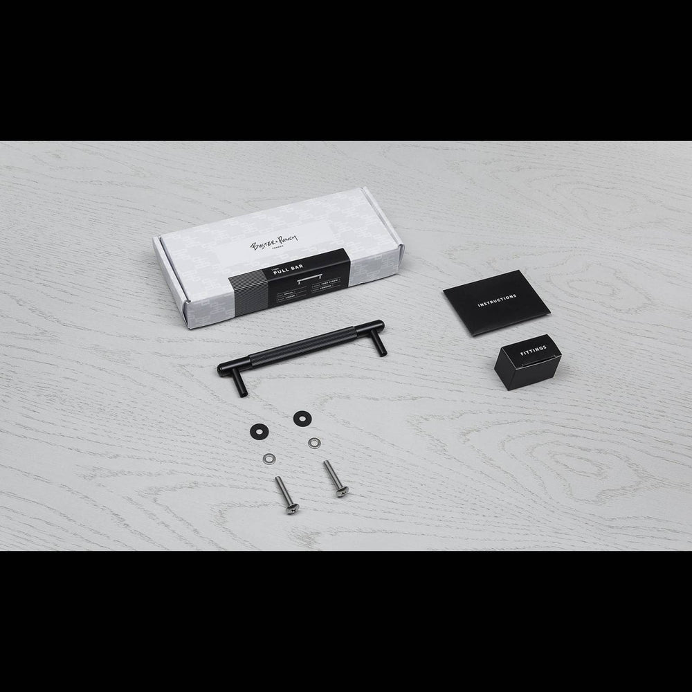 Buster & Punch - Pull Bar Linear - Black - Medium