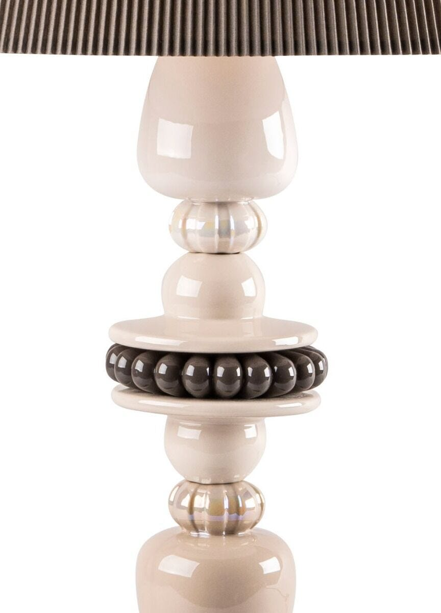 Lladró - Firefly Table Lamp - Pearly
