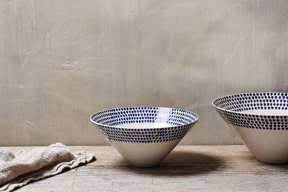 Nkuku - Indigo Drop Serving Bowl - Cream & Indigo - Medium