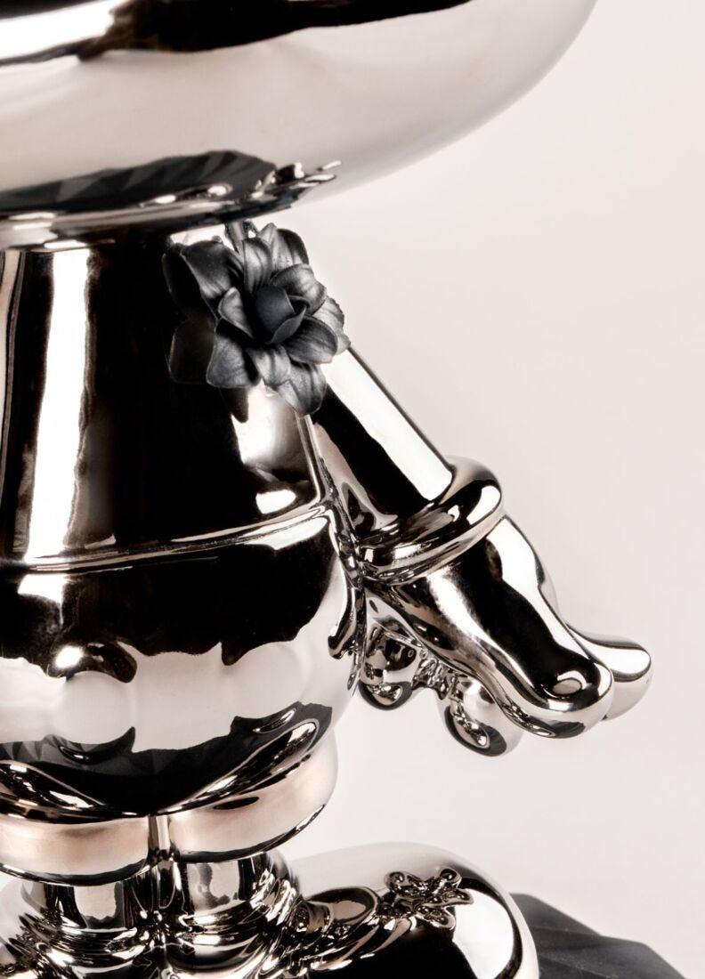Lladró - Mickey Mouse Platinum Sculpture