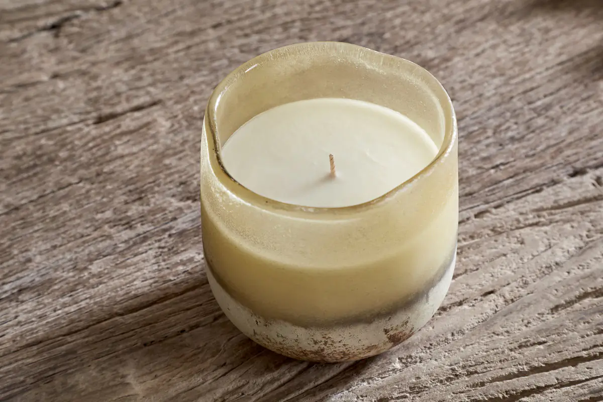Nkuku - Oakmoss & Rose 1 Wick Scented Candle - Yellow
