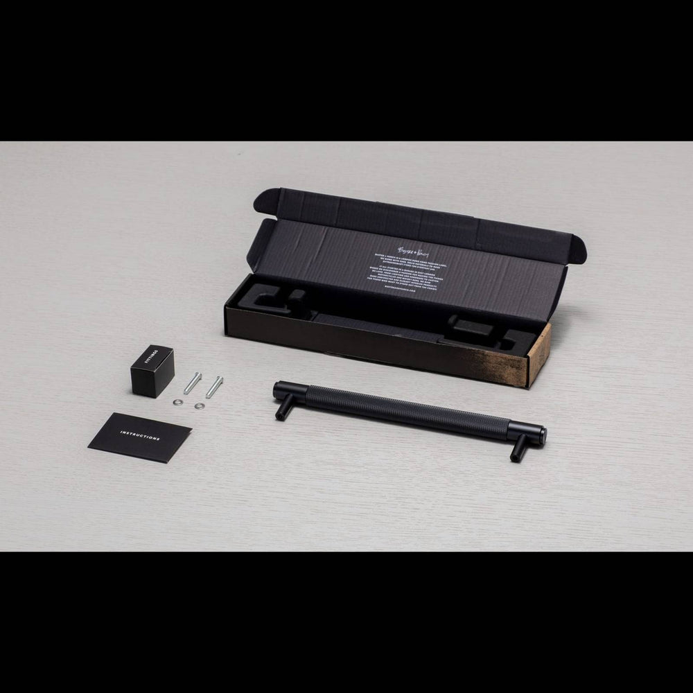 Buster & Punch - Pull Bar Cross - Black - Medium