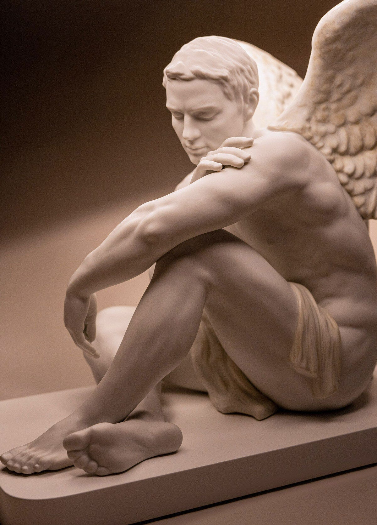 Lladró - Protective Angel Table Lamp